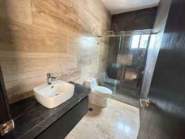 Casa en Venta Santa Helena - Fraccionamiento Lomas de la Rioja
