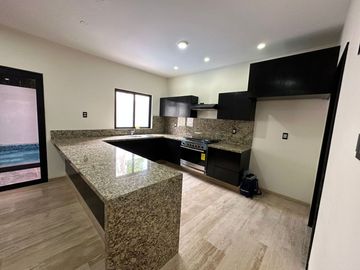 Casa en Venta Santa Helena - Fraccionamiento Lomas de la Rioja