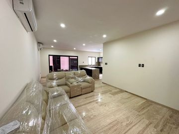 Casa en Venta Santa Helena - Fraccionamiento Lomas de la Rioja