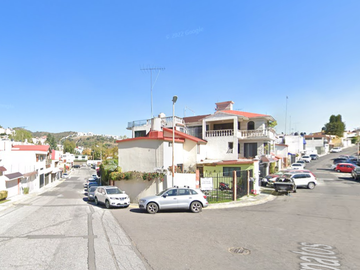 ¡REMATE!! ¡¡BELLA CASA EN UNA DE LAS MEJORES ZONAS DE CIUDAD SATELITE, NAUCALPAN¡¡
