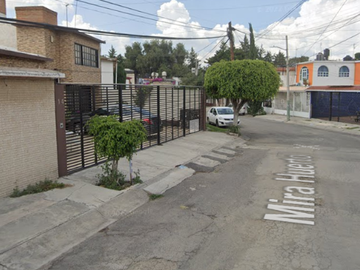 ¡APROVECHA ESTA INCREÍBLE OPORTUNIDAD DE HACER CRECER TU PATRIMONIO! Casa en REMATE BANCARIO Fraccionamiento Cumbria, Cuautitlán Izcalli, México. NO C