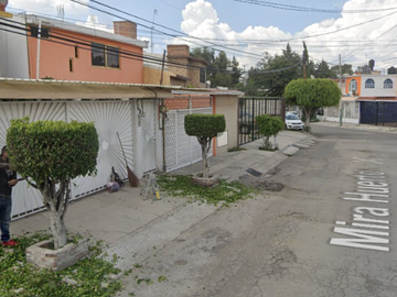 ¡APROVECHA ESTA INCREÍBLE OPORTUNIDAD DE HACER CRECER TU PATRIMONIO! Casa en REMATE BANCARIO Fraccionamiento Cumbria, Cuautitlán Izcalli, México. NO C