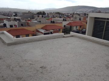 VENTA DE CASA 2 NIVELES 3 RECAMARAS EN FRACCIONAMIENTO VALLE DE LAS ESTRELLAS, MUY CERCA DE UNIVERSIDAD AUTONOMA DE HIDALGO Y HOSPITAL GENERAL EN MINE
