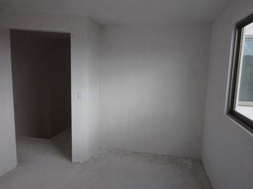 VENTA DE CASA 2 NIVELES 3 RECAMARAS EN FRACCIONAMIENTO VALLE DE LAS ESTRELLAS, MUY CERCA DE UNIVERSIDAD AUTONOMA DE HIDALGO Y HOSPITAL GENERAL EN MINE