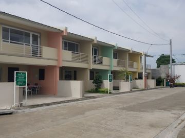 The Fully Fitted House for Sale in Neuville, Cavite via Cavitex