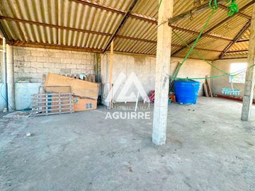 EN VENTA: amplia casa esquinera en sector Parque Lineal, Machala