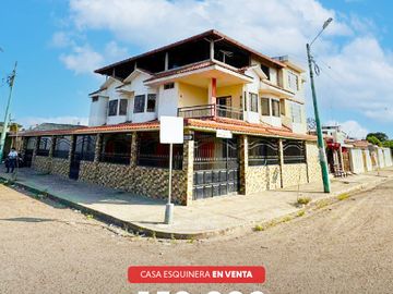 EN VENTA: amplia casa esquinera en sector Parque Lineal, Machala