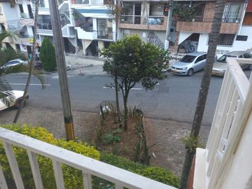 TE VENDO DIVINO APARTAMENTO CERCA DE LA AUTOPISTA Y EL METRO EN NAVARRA NIQUÍA.