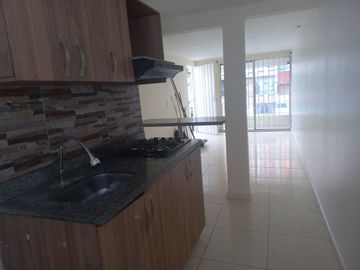 TE VENDO DIVINO APARTAMENTO CERCA DE LA AUTOPISTA Y EL METRO EN NAVARRA NIQUÍA.