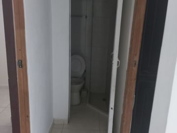 TE VENDO DIVINO APARTAMENTO CERCA DE LA AUTOPISTA Y EL METRO EN NAVARRA NIQUÍA.