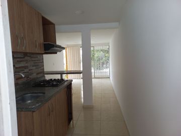 TE VENDO DIVINO APARTAMENTO CERCA DE LA AUTOPISTA Y EL METRO EN NAVARRA NIQUÍA.