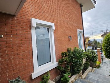 BROKER- JARDIN 7 DORM-6 BAÑOS-4ESTAC-PISCINA- 3 BODEGAS-VISTA MAR