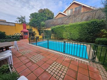 BROKER- JARDIN 7 DORM-6 BAÑOS-4ESTAC-PISCINA- 3 BODEGAS-VISTA MAR