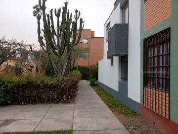 Casa Doble Frontis, San Borja