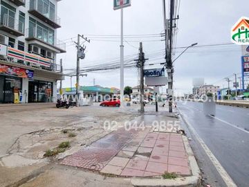 หมู่บ้านอยู่เจริญ โครงการ4 คลอง4 (ใกล้ตลาดเอซี ลำลูกกา คลอง4)