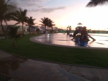 VENTA  Casa Amoblada  Sector Punta Blanca - Ruta del Sol