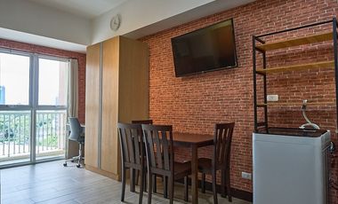 VENICE11XTF: For Rent Fully Furnished Studio Unit at Venice Residences
