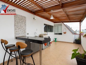 VENTA BELLO DEPARTAMENTO DUPLEX EN SURCO, CERCA A LA AV. BENAVIDES CON HIGUERETA