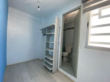 Se Vende Casa en REAL DEL LAGO, Circuito del Lago Poniente MZ 7 LT 7, Colonia del Lago, Villa Nicolás Romero, Estado de México, México