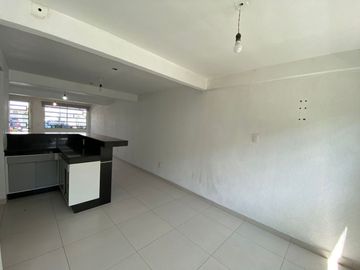 Se Vende Casa en REAL DEL LAGO, Circuito del Lago Poniente MZ 7 LT 7, Colonia del Lago, Villa Nicolás Romero, Estado de México, México