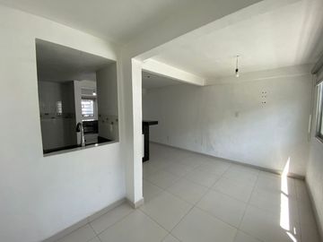 Se Vende Casa en REAL DEL LAGO, Circuito del Lago Poniente MZ 7 LT 7, Colonia del Lago, Villa Nicolás Romero, Estado de México, México