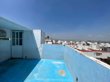 Se Vende Casa en REAL DEL LAGO, Circuito del Lago Poniente MZ 7 LT 7, Colonia del Lago, Villa Nicolás Romero, Estado de México, México