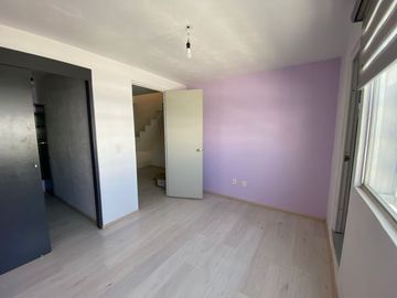 Se Vende Casa en REAL DEL LAGO, Circuito del Lago Poniente MZ 7 LT 7, Colonia del Lago, Villa Nicolás Romero, Estado de México, México
