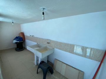 Se Vende Casa en REAL DEL LAGO, Circuito del Lago Poniente MZ 7 LT 7, Colonia del Lago, Villa Nicolás Romero, Estado de México, México