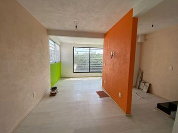 Se Vende Casa en REAL DEL LAGO, Circuito del Lago Poniente MZ 7 LT 7, Colonia del Lago, Villa Nicolás Romero, Estado de México, México