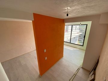 Se Vende Casa en REAL DEL LAGO, Circuito del Lago Poniente MZ 7 LT 7, Colonia del Lago, Villa Nicolás Romero, Estado de México, México