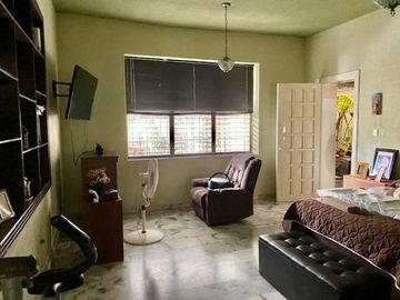 Casa colonial en la tradicional colonia García Ginerés