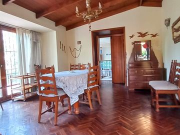 VENDO HERMOSA CASONA IDEAL HOTEL, ACADEMIA, RESIDENCIA Y/O PROYECTO, EN EL CERCADO DE AREQUIPA