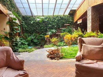 VENDO HERMOSA CASONA IDEAL HOTEL, ACADEMIA, RESIDENCIA Y/O PROYECTO, EN EL CERCADO DE AREQUIPA