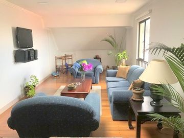 Lujoso Penthouse en venta 345m2C a pocas cuadras del centro de Cuenca