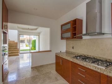 Casa a 15 minutos de Cuernavaca de 4 Recamaras, alberca en Jiutepec Morelos