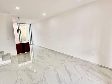 Casa Zona Valdepeñas, San Isidro en Zapopan