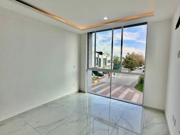 Casa Zona Valdepeñas, San Isidro en Zapopan
