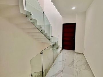 Casa Zona Valdepeñas, San Isidro en Zapopan