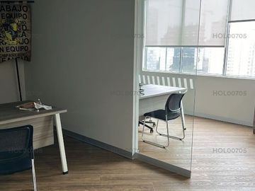 ALQUILO IMPECABLE OFICINA EN CENTRO EMPRESARIAL
