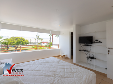 HERMOSA CASA DE PLAYA VISTA A PARQUE CON TERRAZA, PARRILLA Y PISCINA. EN 7MA FILA, MODERNA DE 2 PLANTAS VISTA A LA ÁREA DE JUEGOS Y PISCINA
