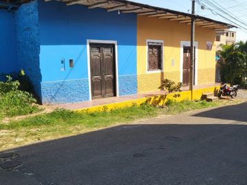 La zona ofrece oportunidades en hotelería, gastronomía y servicios relacionados.