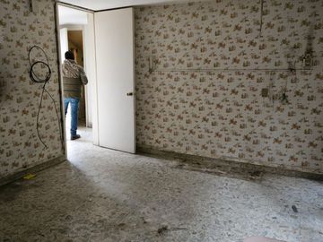 Venta de casa en ciudada satelite edo. de mex. para remodelar oportunidad
