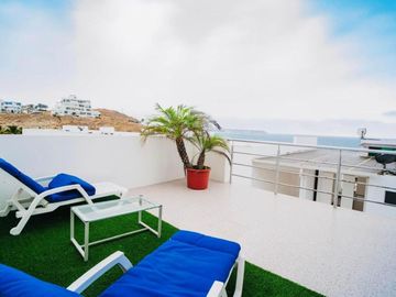 Casa de venta en Urbanizacion privada Manta Manabí