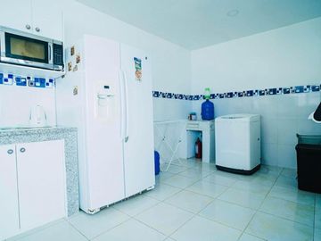 Casa de venta en Urbanizacion privada Manta Manabí
