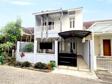 Rumah 2 Lantai Luas 155 di Akordion Sukarno Hatta Suhat Malang