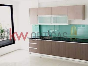 Brand New Luxury Townhouse Units for Sale in San Juan