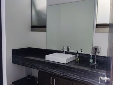 CASA EN VENTA EN JACARANDAS, TRES MARIAS
