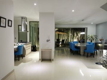 CASA EN VENTA EN JACARANDAS, TRES MARIAS
