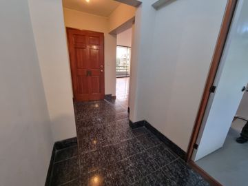 Lindo Dpto Impecable en Condominio en Av Buena Vista Chacarilla - San Borja