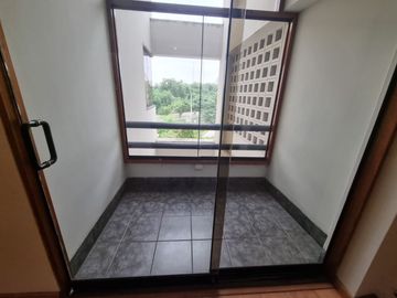 Lindo Dpto Impecable en Condominio en Av Buena Vista Chacarilla - San Borja